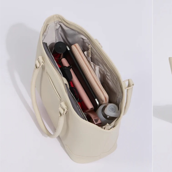 Buffbunny Collection Game Changer Tote Bag - Picture 14 of 16